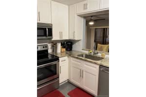 20115 NE 3rd Ct, Miami, FL 33179, Sold 08/14/20