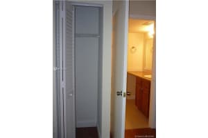 7617 NW 42nd Pl, Sunrise, FL 33351, Sold 08/19/20