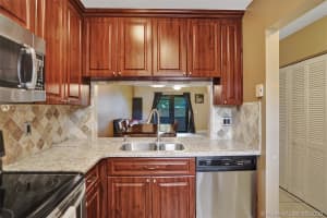 10920 NW 29th Ct, Sunrise, FL 33322, Sold 04/27/20