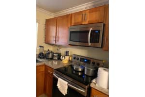 8841 W Flagler St, Miami, FL 33174, Sold 08/18/20