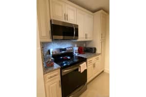 7424 SW 106th Pl, Miami, FL 33173, Sold 05/15/20
