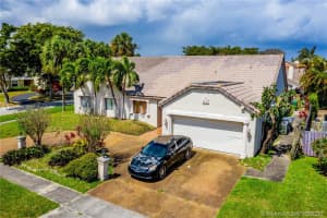 6941 NW 45th Ct, Lauderhill, FL 33319, Sold 06/05/20