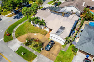 6941 NW 45th Ct, Lauderhill, FL 33319, Sold 06/05/20