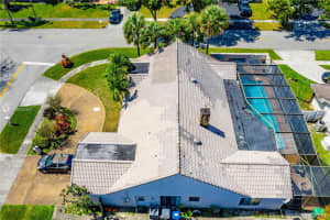 6941 NW 45th Ct, Lauderhill, FL 33319, Sold 06/05/20