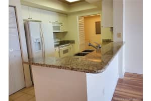 19501 W Country Club Dr, Aventura, FL 33180, Sold 12/09/20