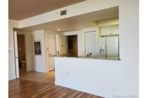 19501 W Country Club Dr, Aventura, FL 33180, Sold 12/09/20