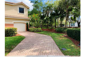 4315 Vineyard Cir, Weston, FL 33332, Sold 04/28/20