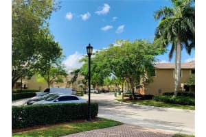 4315 Vineyard Cir, Weston, FL 33332, Sold 04/28/20