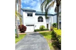 363 NE 211th Terrace, Miami, FL 33179, Sold 05/11/20