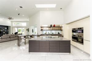 2933 Paddock Ln, Weston, FL 33331, Sold 10/01/20