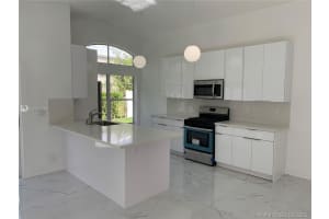 9841 Red Heart Ln, Tamarac, FL 33321, Sold 08/05/20