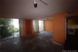 9153 Fontainebleau Blvd, Miami, FL 33172, Sold 04/23/20