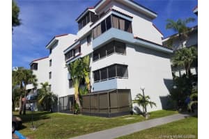 8255 SW 152nd Ave, Miami, FL 33193, Sold 07/10/20