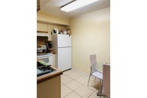 15579 Miami Lakeway N, Miami Lakes, FL 33014, Sold 06/04/20