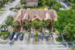 11360 SW 3rd St, Pembroke Pines, FL 33025, Sold 06/23/20