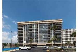 2017 S Ocean Dr, Hallandale Beach, FL 33009, Sold 08/20/20