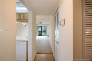 15702 E Waterside Cir, Sunrise, FL 33326, Sold 04/13/20