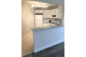 9439 Fontainebleau Blvd, Miami, FL 33172, Sold 07/24/20