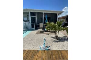 34 Sadowski Causeway, Key Colony Beach, FL 33051, Sold 11/20/20
