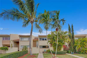 14329 Kendale Lakes Cir, Miami, FL 33183, Sold 05/05/20