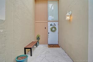 14329 Kendale Lakes Cir, Miami, FL 33183, Sold 05/05/20