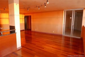 100 Golden Isles Dr, Hallandale Beach, FL 33009, Sold 05/06/20