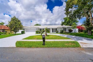 3111 Lakeview Blvd, Delray Beach, FL 33445, Sold 05/15/20