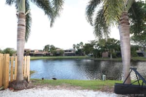 9488 NW 39th St, Sunrise, FL 33351, Sold 06/29/20