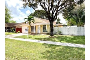 1250 SW 85th Ave, Pembroke Pines, FL 33025, Sold 05/12/20