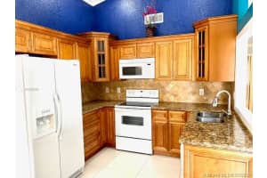 1250 SW 85th Ave, Pembroke Pines, FL 33025, Sold 05/12/20