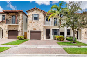 10343 NW 70th Ln, Doral, FL 33178, Sold 06/19/20