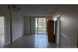 6701 NW 169th St APT B207, Hialeah, FL 33015, Sold 06/18/20