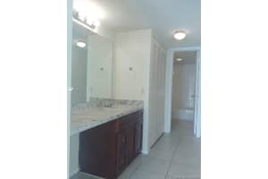 2029 NW 46th Ave APT E203, Lauderhill, FL 33313, Sold 11/27/20