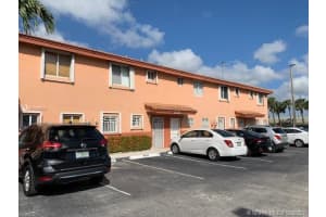 8080 NW 10th St APT 5, Miami, FL 33126, Sold 06/26/20