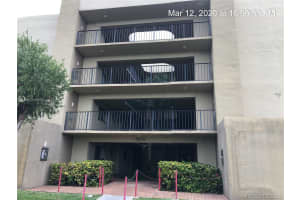 8635 NW 8th St, Miami, FL 33126, Sold 06/25/20