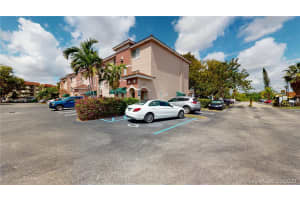 12035 SW 14th St, Miami, FL 33184, Sold 11/06/20