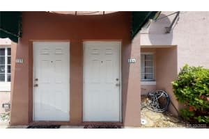 12035 SW 14th St, Miami, FL 33184, Sold 11/06/20