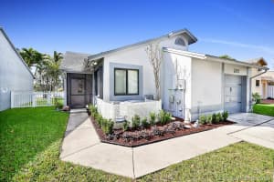 11100 SW 13th St, Pembroke Pines, FL 33025, Sold 11/16/20
