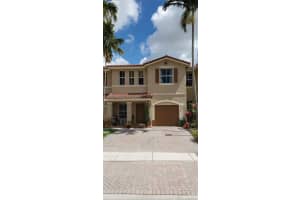 208 Riverwalk Cir, Sunrise, FL 33326, Sold 04/30/20