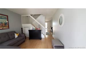 208 Riverwalk Cir, Sunrise, FL 33326, Sold 04/30/20