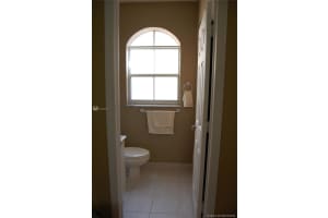 8451 NW 138th St, Hialeah, FL 33016, Sold 07/06/20