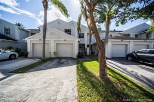 11816 SW 99th St, Miami, FL 33186, Sold 08/12/20