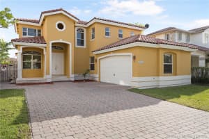 16502 SW 64th Terrace, Miami, FL 33193, Sold 07/08/20