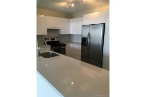 1020 Meridian Ave, Miami Beach, FL 33139, Sold 07/24/20