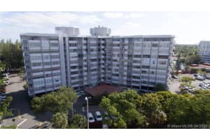 1300 NE Miami Gardens Dr #208e, Miami, FL 33179, Sold 07/15/20