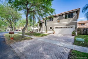 11325 Roundelay Rd, Hollywood, FL 33026, Sold 07/10/20