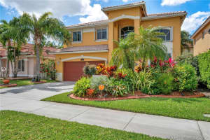 7116 SW 162nd Path, Miami, FL 33193, Sold 05/11/20