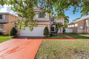 19460 SW 2nd St, Pembroke Pines, FL 33029, Sold 05/04/20