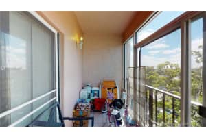 1900 W 68th St APT I405, Hialeah, FL 33014, Sold 11/06/20