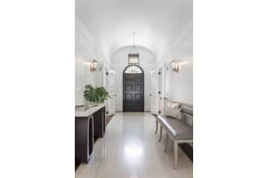 5201 Oak Ln, Coral Gables, FL 33156, Sold 08/03/20